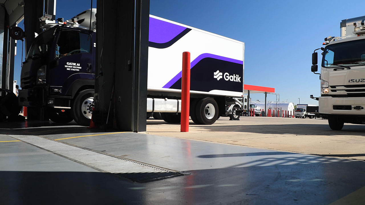 Ryder invests in Gatik and partners to establish autonomous delivery network for business-to-business short-haul logistics across the U.S. and Canada. Ryder to provide leasing and maintenance services for Gatik's fleet of autonomous trucks.