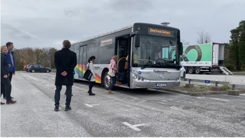 original The Smartroad Gotland project is the first fully operational bus utilizing wireless charging infrastructure in the city of Visby in Gotland, Sweden. (Photo: Business Wire)