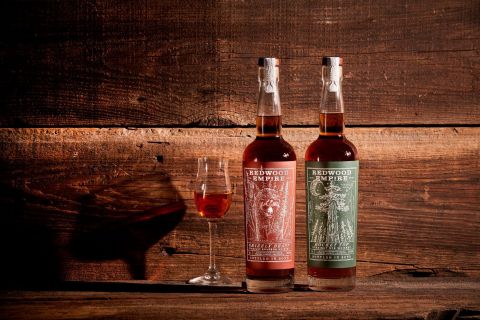 Redwood Empire Whiskey announces the release of its first collection of Bottled in Bond whiskeys: Redwood Empire Rocket Top Straight Rye Whiskey and Redwood Empire Grizzly Beast Straight Bourbon Whiskey. (Photo: Business Wire)