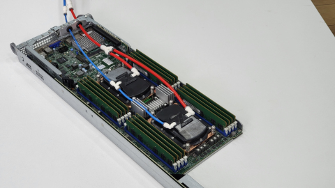 ZutaCore Direct-on-Chip, Two-Phase, Waterless Liquid Cooling (Photo: Business Wire)