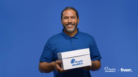 Head & Shoulders and Troy Polamalu Are Always Working to Keep Fans 100% Covered and Take Tasks off Your Shoulders, in Partnership With Fiverr (Photo: Business Wire)