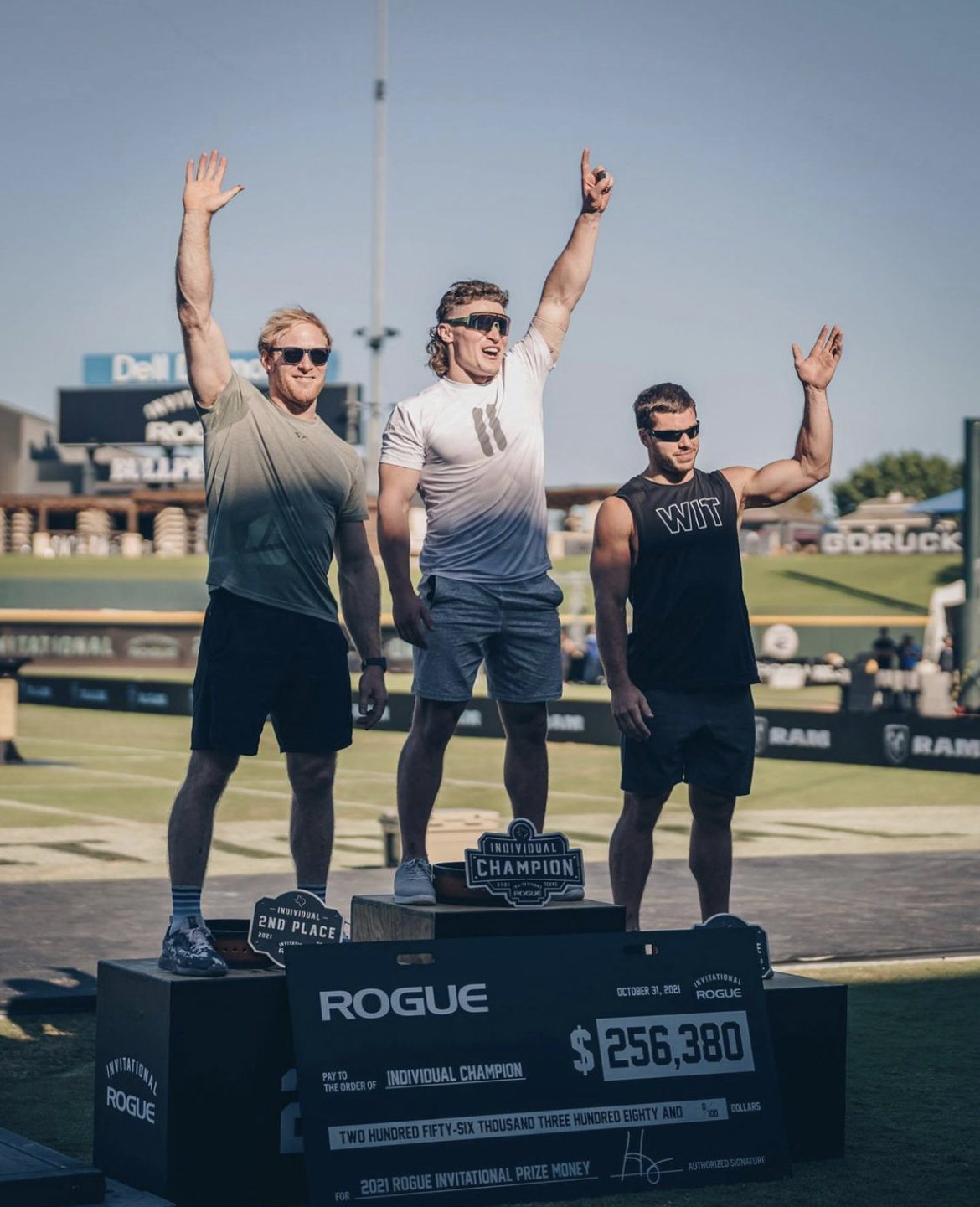 Team cbdMD’s Justin Medeiros and Annie Thorisdottir Dominate Rogue