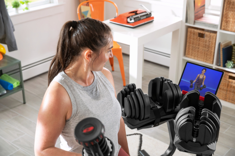 JRNY® digital fitness platform now includes a video library of instructor-led strength workouts for Bowflex® SelectTech® 552 and 1090 dumbbells, and that, for a limited time, new JRNY customers will receive a one-year complimentary membership. (Photo: Business Wire)