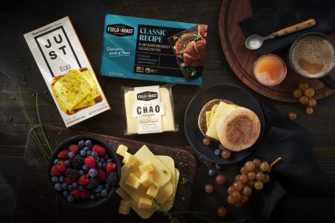 Field Roast and JUST Egg partner to develop plant-based breakfast sandwich debuting exclusively at Whole Foods Market. (Photo: Business Wire)