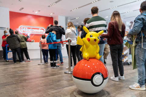 In this photo provided by Nintendo of America, excited fans line up at the Nintendo NY store to purchase the Nintendo Switch Lite – Dialga & Palkia Edition, released two weeks in advance of Pokémon Brilliant Diamond and Pokémon Shining Pearl. These two Nintendo Switch games are re-imagined versions of the original Pokémon Diamond and Pokémon Pearl games, featuring a faithfully reproduced original story, modern player-friendly conveniences and up-close-and-personal Pokémon battle scenes. The games launch exclusively for the Nintendo Switch family of systems on Nov. 19. (Photo: Business Wire)