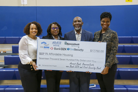 Four FHLB Dallas member banks (Arvest Bank, BancorpSouth Bank, Bank OZK, First Security Bank) joined with FHLB Dallas to award nearly $18K to Little Rock, Arkansas, nonprofit IN Affordable Housing. (Photo: Business Wire)