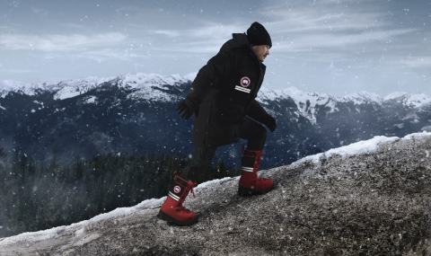Jordin Tootoo wears the Canada Goose Snow Mantra Boots in red. (Photo: Business Wire)
