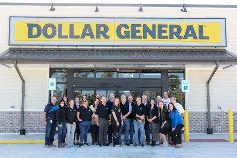 Dollar General celebrates the opening of its 18,000th store in Gulf Shores, Alabama on Saturday, November 13, 2021. (Photo: Business Wire)