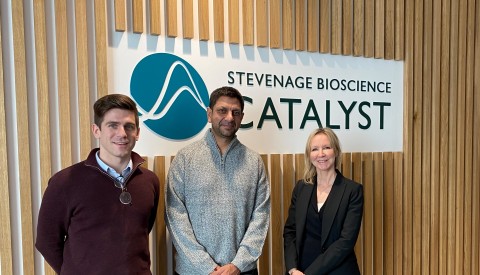 Pictured left to right: Dr Hugo Villanueva (SBC), Dr Ajay Mistry (founder and CEO of Oppilotech Ltd) and Dr Sally Ann Forsyth OBE (CEO of SBC) (Photo: Business Wire)