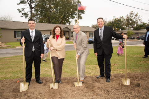 Representatives from the Refinery Mission, St. Landry Homestead Federal Savings Bank and FHLB Dallas joined to break ground on a new transitional housing complex. (Photo: Business Wire)