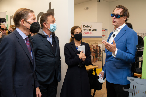 Dr. Jonathan Rothberg, Detect founder, led a tour of the Detect Lab and the 4Catalyzer campus showcasing a behind the scenes look at the Detect Covid-19 Test and the scientists and engineers demonstrating 4Catalyzer’s innovative healthcare products. (Photo: Business Wire)