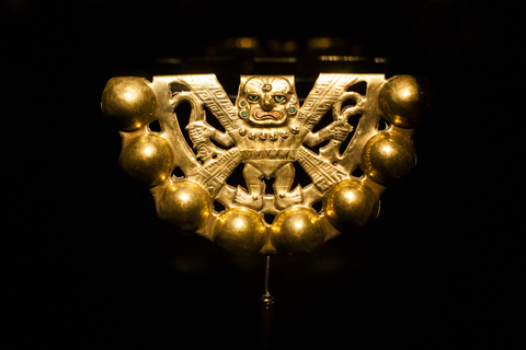 Moche gold rattle found in the tomb of the Lord of Sipán. Royal Tombs of Sipán Museum. (Photo: Business Wire)