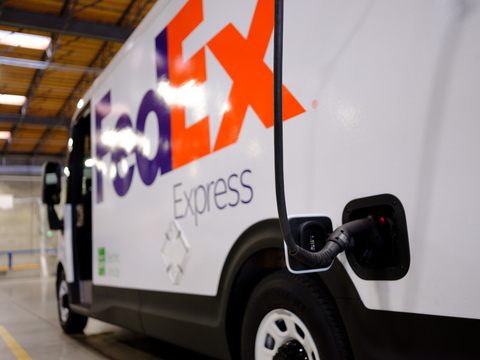 FedEx Receives First All-Electric, Zero-Tailpipe Emissions Delivery Vehicles from BrightDrop (Photo: Business Wire)