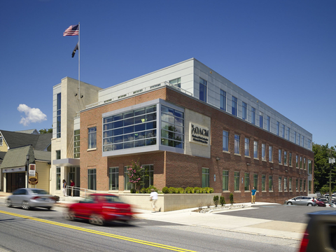 As part of its joint venture with Artemis Real Estate Partners, Thomas Park Investments purchased 910 Frederick Road in Baltimore, Maryland. It's one of three medical office buildings acquired to seed the joint venture's planned $500 million MOB portfolio. (Photo: Business Wire)