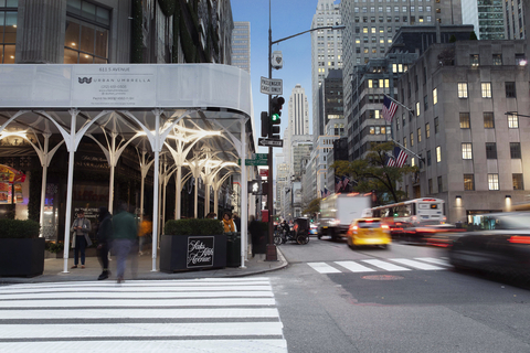 Urban Umbrella scaffolding installed at the Fifth Avenue entrance of Saks Fifth Avenue in Manhattan to preserve enjoyment of the iconic department store's beloved annual façade holiday light show. (Photo: Business Wire)