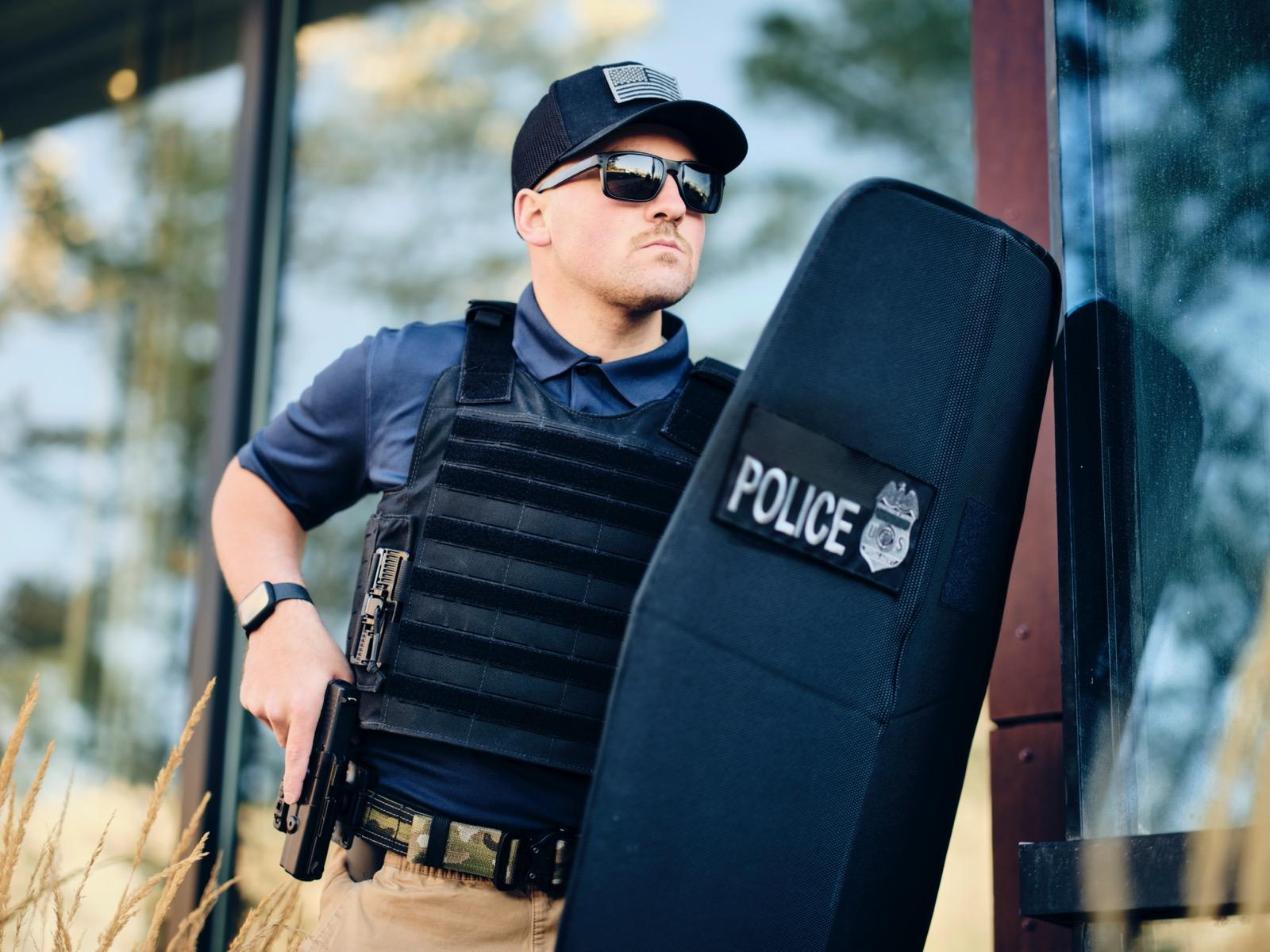 Level 3 Bulletproof Steel Riot Shield For SWAT Military Combat Tactical  Police