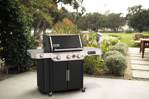 original Weber Genesis Smart Gas Grill, Model EPX-335. (Photo: Business Wire)