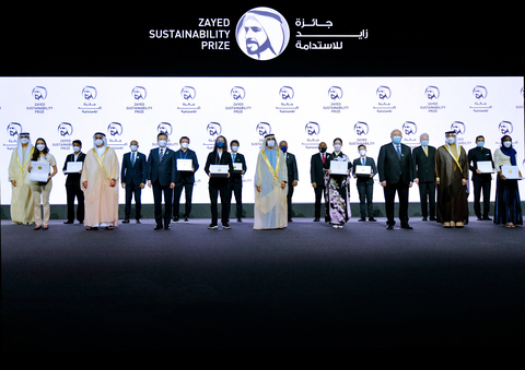 Mohammed bin Rashid honours 10 Winners of 2022 Zayed Sustainability Prize (Photo: AETOSWire)