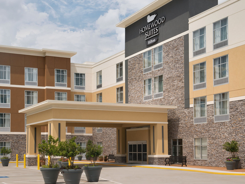original Banyan Investment Group (BIG), an Inc. 5000-recognized, vertically integrated hotel investment company that acquires select-service hotels in the United States, today announced the acquisition of the 114-suite Homewood Suites by Hilton Atlanta/Perimeter Center. (Photo: Business Wire)