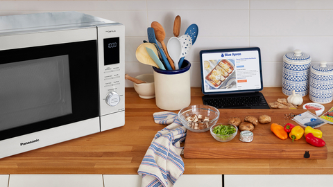 Blue Apron and Panasonic partner to offer customers alternative cooking experiences in the kitchen. (Photo: Business Wire)