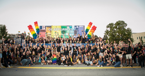 Employees at GE Appliances, a Haier company, pose for a group photo while participating in the Pride Parade in Louisville, Ky. (October 2021). (Photo: GE Appliances, a Haier company)
