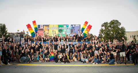 original Employees at GE Appliances, a Haier company, pose for a group photo while participating in the Pride Parade in Louisville, Ky. (October 2021). (Photo: GE Appliances, a Haier company)