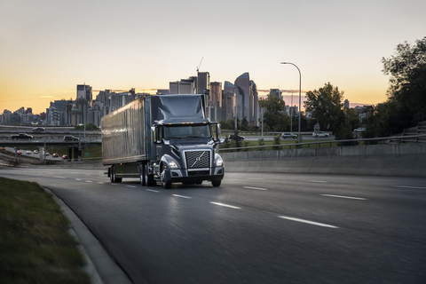 Allison Transmission's 3414 Regional Haul Series™ fully automatic has been integrated into Volvo’s heavy-duty VNL trucks, providing Class 8 tractor customers with optimized maneuverability, improved fuel economy, faster acceleration and the lightest transmission in its class. (Photo: Business Wire)