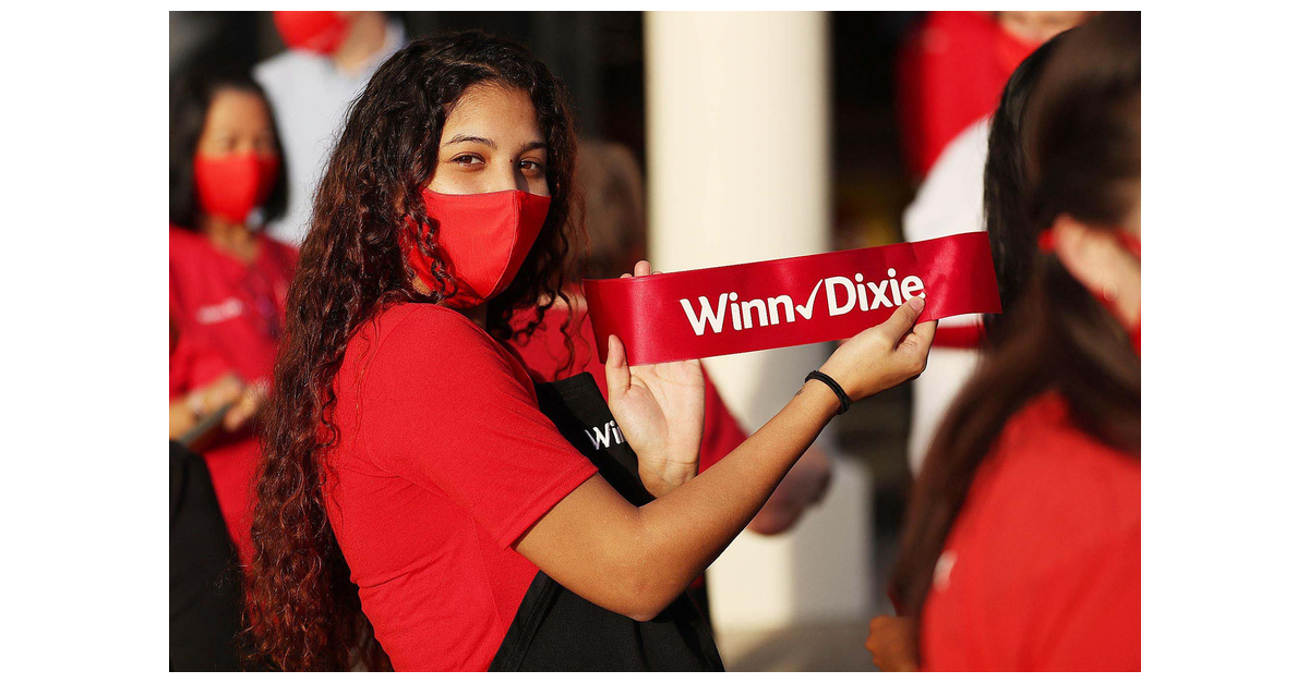 Southeastern Grocers Continues Florida Expansion with New WinnDixie