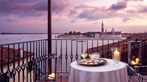 The Metropole Hotel (1500) in Venice, Italy. Photo courtesy of Historic Hotels Worldwide and the Metropole Hotel.