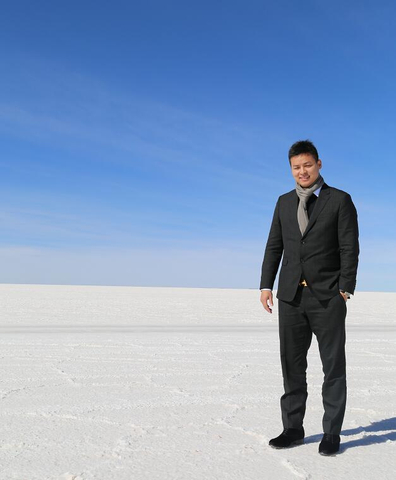 thumbnail Fundador de Fusion Enertech investiga Salar de Uyuni en Bolivia (Photo: Business Wire)
