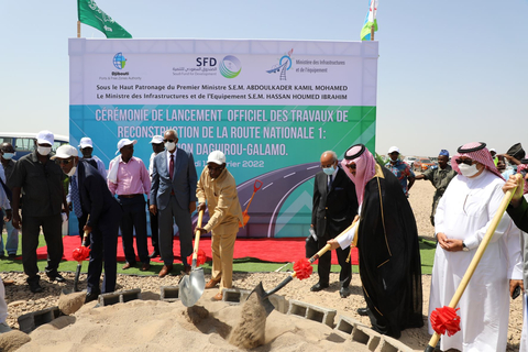 thumbnail SFD laid a foundation stone to upgrade 60km of the Djibouti-Galafi road (Photo: AETOSWire)