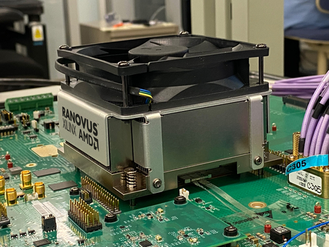 Ranovus demonstrates at OFC22 the industry’s first Adaptive Compute Acceleration Co-Packaged Optics Platform with Xilinx Versal and Ranovus Odin™ 800Gbps CPO 2.0 optical engine. Ranovus’ Odin™ Analog-Drive CPO 2.0 eliminates the need for the retimer, resulting in <percent>75%</percent> smaller footprint and <percent>40%</percent> cost and power consumption savings in the Optical Interconnect. The RANOVUS Odin™ is a low latency, high density, and protocol agnostic optical engine that delivers massive optical interconnect bandwidth with industry-leading cost and power efficiency. Odin scales from 800Gbps to 3.2Tbps in the same footprint by leveraging Ranovus’ 100Gbps per lambda monolithic Electro-Photonic Integrated Circuit (EPIC) IP, laser platform, and advanced packaging technologies. (Photo: Business Wire)