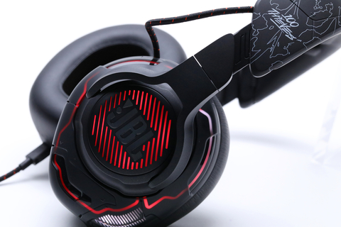 JBL Collaborates with 100 Thieves on Exclusive Quantum ONE Headset Drop (Photo Credit: JBL)