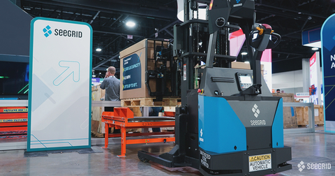 Leading Autonomous Mobile Robot Provider’s Most Advanced Autonomous Lift Truck Initial Customer Shipments to Begin in April 2022 (Photo: Business Wire)