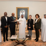 His_Highness_Sheikh_Maktoum_%28center%29_and_Jamaican_Delegation_with_Emirates_Group_Dignitaries.jpg