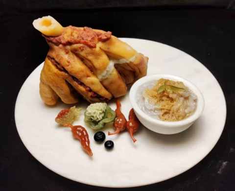 original Hongshan Culture’s “Praise of Life” Austro-Hungarian Empire Chapter Released (Photo: Business Wire)