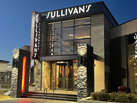 Located at 17707 Chenal Parkway in Little Rock, Sullivan's Steakhouse is now open. (Photo: Business Wire)