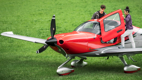 original Cirrus Aircraft Opens New Sales Office in France (Photo: Business Wire)