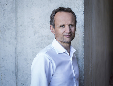 original With more than 20 years of experience in the automotive and electric vehicle industries, Alexander Hitzinger begins a new phase of his career as Independent Board Member at Electra Vehicles with the aim of supporting the promising young company as they enter the automotive and electric vehicle world stage. (Photo: Business Wire)