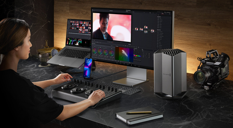 New Blackmagic Cloud Store features four 10G Ethernet connections and a parallel memory core that can sustain maximum possible transfer speeds on each 10G Ethernet port, all at the same time. (Photo: Business Wire)