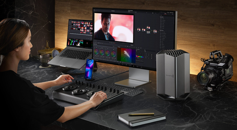 original New Blackmagic Cloud Store features four 10G Ethernet connections and a parallel memory core that can sustain maximum possible transfer speeds on each 10G Ethernet port, all at the same time. (Photo: Business Wire)