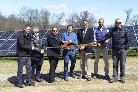 GSK Consumer Healthcare Announces Completion of Solar Panel Project for Oak Hill Site in Partnership with Ameresco that will generate electricity equivalent to more than 70% of the Oak Hill site’s annual usage and reduce its carbon footprint by 60%. (Photo: Business Wire)