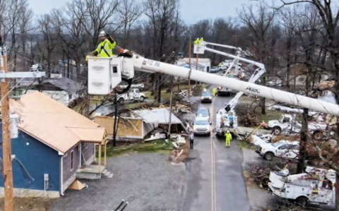 Xylem technology helped pinpoint the location of service interruptions and West Kentucky Rural Electric Cooperative restored power to all members within eight days following the deadly tornado. (Photo: Business Wire)