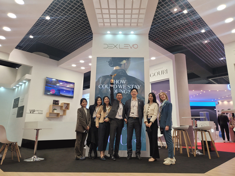 The aesthetic and medical device company DEXLEVO attended the 20th AMWC (Aesthetic & Anti-aging Medicine World Congress) held in Monaco and explained its products to the visitors. (Photo: Business Wire)