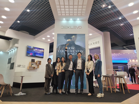 original The aesthetic and medical device company DEXLEVO attended the 20th AMWC (Aesthetic & Anti-aging Medicine World Congress) held in Monaco and explained its products to the visitors. (Photo: Business Wire)