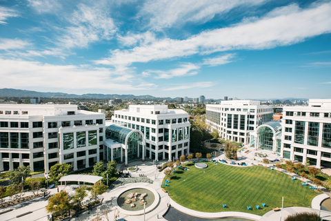 Amazon plans to create more than 1,000 new corporate and tech jobs in Santa Monica over the coming years and has signed a lease for a 200,000-square-foot space with J.P. Morgan Asset Management at the Water Garden, managed by CBRE. The new site will begin welcoming employees in mid-2023. (Photo: CBRE)