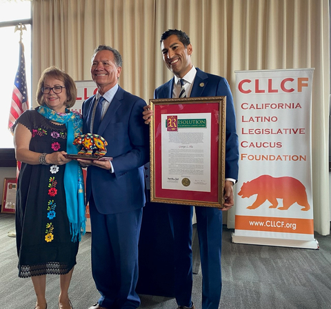 George L. Pla receives Latino Spirit Award resolution from Senator María Elena Durazo and Assembly Member Robert Rivas. (Photo: Business Wire)