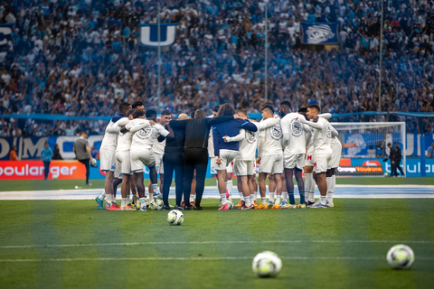 original Ahead of their Ligue 1 match against Lyon, the players of Olympique de Marseille wore jerseys that were made as part of PUMA’s innovative recycling project RE:JERSEY. (Photo: Business Wire)