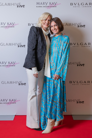 Stephanie Sprangers, CEO and Founder of Glamhive, and Nicole Chavez, Celebrity Stylist (Photo: Mary Kay Inc.)