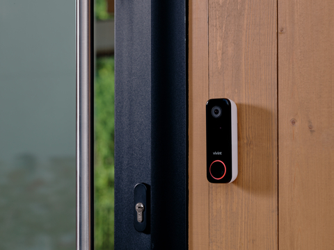With an upgraded CVC and an encrypted SD card that provides improved performance and continuous, 24/7 monitoring and recording, Vivint's new Doorbell Camera Pro does even more to intelligently detect packages and actively help protect them. (Photo: Business Wire)